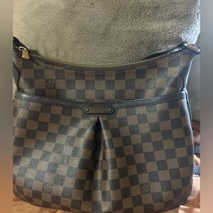 Louis Vuitton Bloomsbury PM Damier Ebene Crossbody bag.